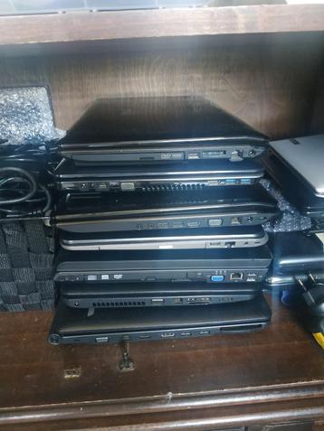 Partij laptops+randapparatuur in 1 koop ivm beeindiging beschikbaar voor biedingen