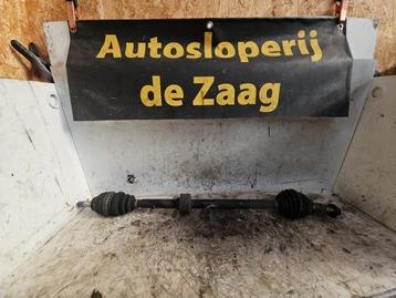 Aandrijfas rechts-voor van een Fiat Croma beschikbaar voor biedingen