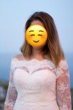 Robe de mariée en dentelle et col bardot, Vêtements | Femmes, Vêtements de mariage & Accessoires de mariage, Enlèvement, Comme neuf