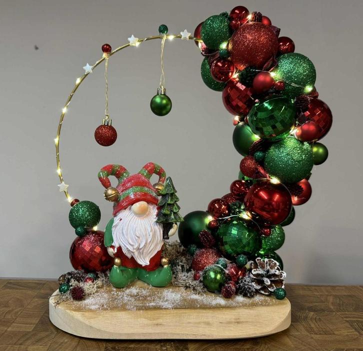 Kerststukje Nieuw !!! met kerst gnoompje, Diversen, Kerst, Nieuw, Ophalen