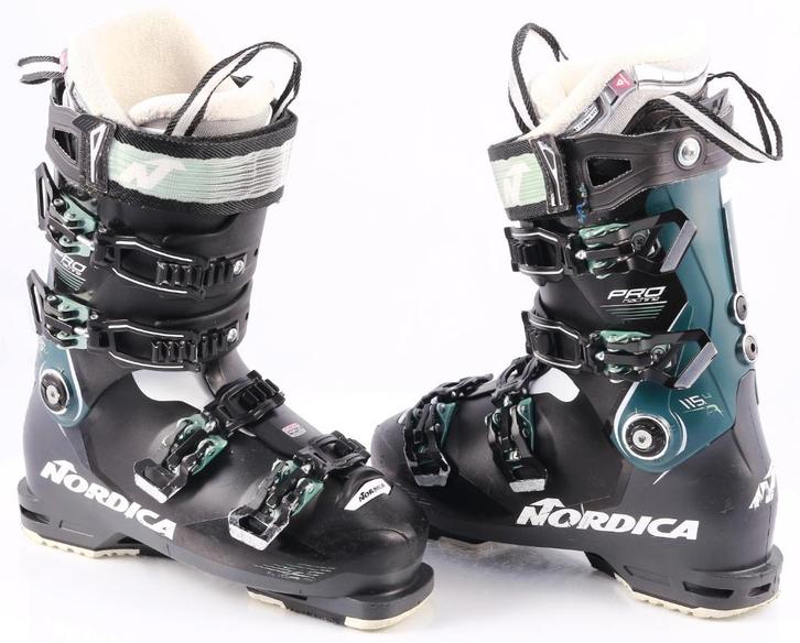 Chaussures de ski 39 40 EU pour femmes NORDICA PRO, Sports & Fitness, Ski & Ski de fond, Utilisé, Chaussures, Nordica, Carving