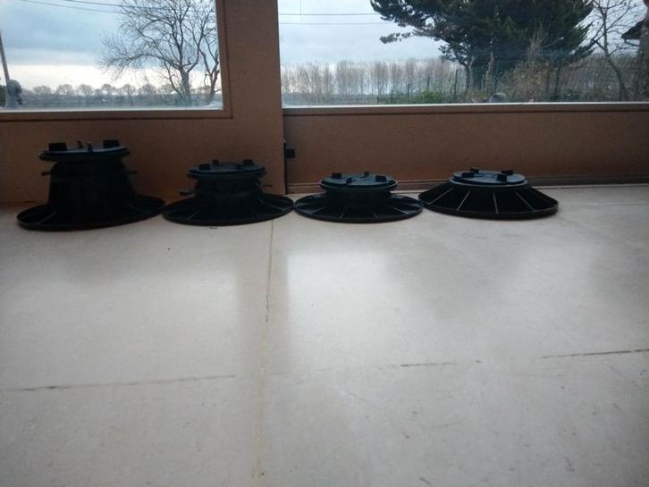 Plots réglables et fixes(Soprema)., Jardin & Terrasse, Terrasses, Neuf, Enlèvement