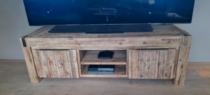 Magnifique meuble TV en teck. Meuble TV en teck, Maison & Meubles, Armoires | Mobilier de télévision, Comme neuf, Moins de 100 cm
