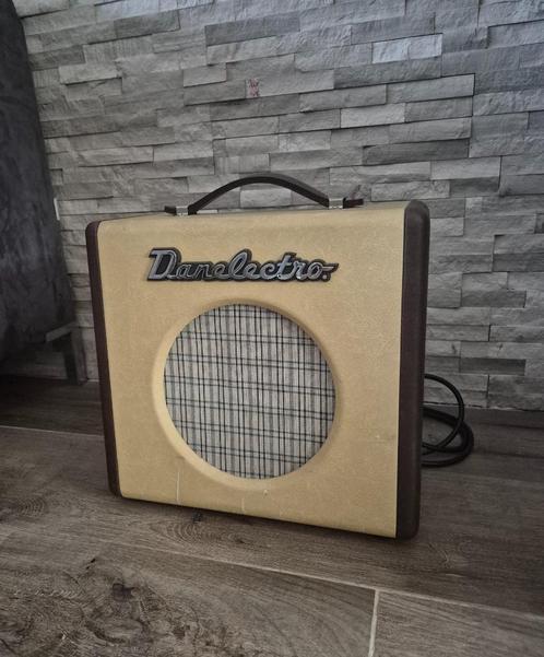 Danelectro Nifty Fifty (verzamelaar), Muziek en Instrumenten, Versterkers | Bas en Gitaar, Gitaar, Ophalen