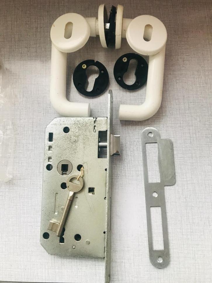 poignée de porte, Doe-het-zelf en Bouw, Hang- en Sluitwerk, Gebruikt, Klink of Kruk, Overige materialen, Ophalen