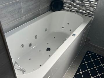 Bain à bulles  à l'état neuf !, Enlèvement, Comme neuf
