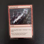 Lightning Bolt (C) | Commander Legends II, Hobby en Vrije tijd, Verzamelkaartspellen | Magic the Gathering, Ophalen of Verzenden