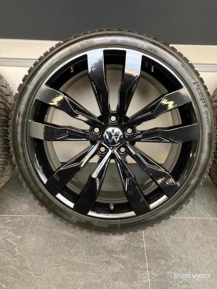 19” originele Volkswagen T-roc Suzuka velgen + winterbanden, Auto-onderdelen, Banden en Velgen, Banden en Velgen, Winterbanden