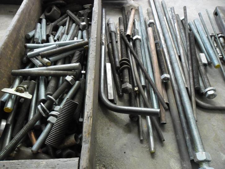 Bakstenen, blokken, buizen, schroeven, Doe-het-zelf en Bouw, Metselstenen, Gebruikt, Bakstenen, Ophalen