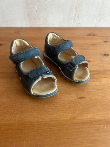 Kinderschoenen, Enlèvement, Comme neuf