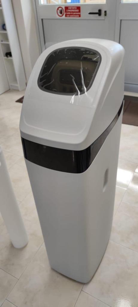 ADOUCISSEUR RESIDENTIEL 20L PROMO, Elektronische apparatuur, Waterontharders, Nieuw, Waterontharder met zout, Ophalen