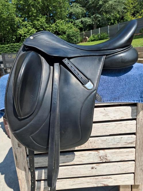 Zadel Bates Innova Mono+, Dieren en Toebehoren, Paarden en Pony's | Zadels, Gebruikt, Dressuur, Ophalen