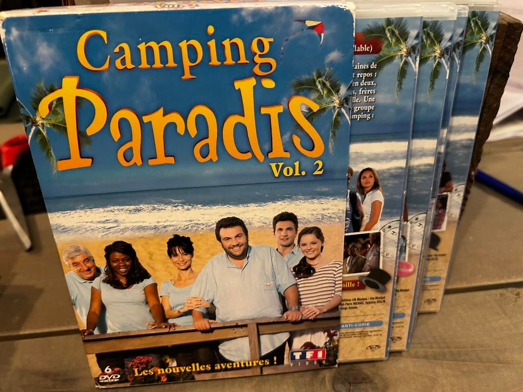 Camping Paradis Vol2 - 6DVD BOX, Ophalen of Verzenden, Zo goed als nieuw