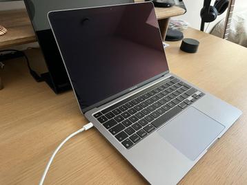 MacBook PRO (M1, 16GB RAM, QWERTY, 256GB SSD, 2020) beschikbaar voor biedingen