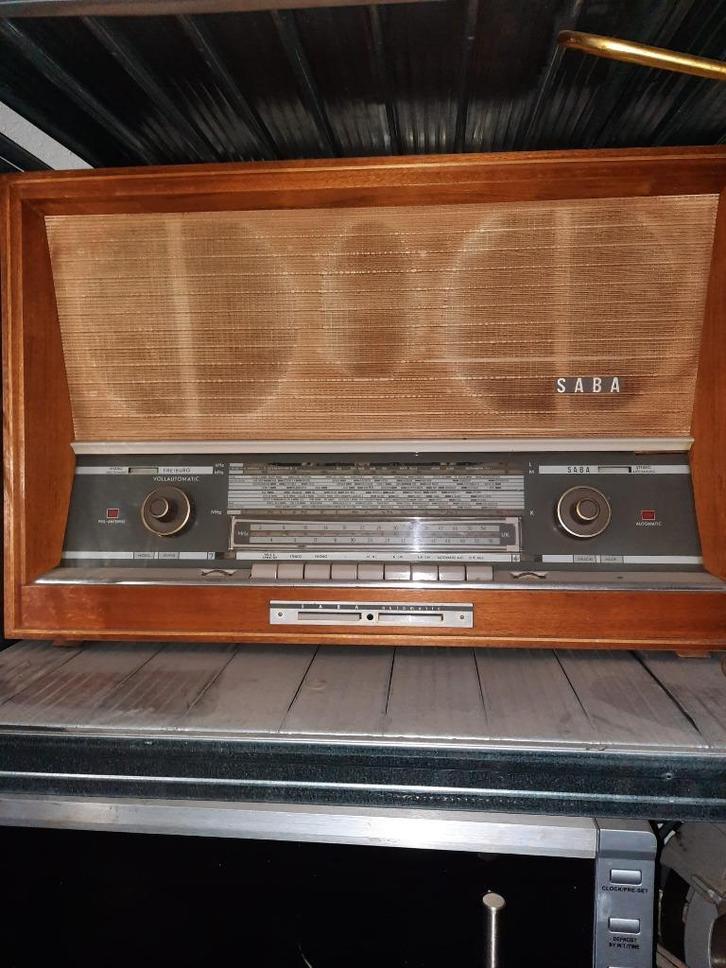 Saba Radio, Antiek en Kunst, Antiek | Tv's en Audio, Ophalen