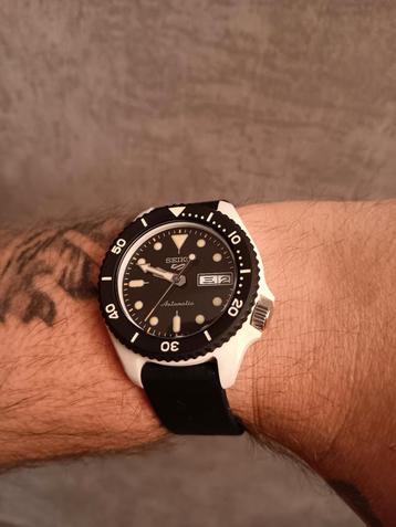 Seiko 5 sport horloge  beschikbaar voor biedingen