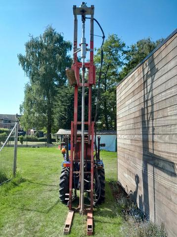 Putboormachien zonder tractor gaat tot 20 m diep  beschikbaar voor biedingen