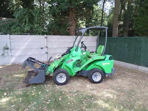 Kniklader  avant  523, Zakelijke goederen, Machines en Bouw | Kranen en Graafmachines, Wiellader of Shovel, Ophalen