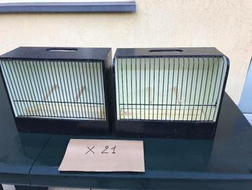 Petite cages de chant pour oiseaux  beschikbaar voor biedingen