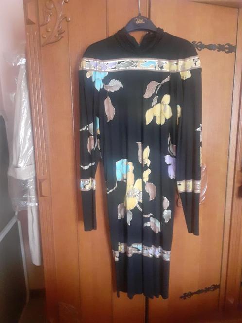 Léonard vintage coctailjurk, Kleding | Dames, Jurken, Zo goed als nieuw, Maat 42/44 (L), Zwart, Onder de knie, Verzenden