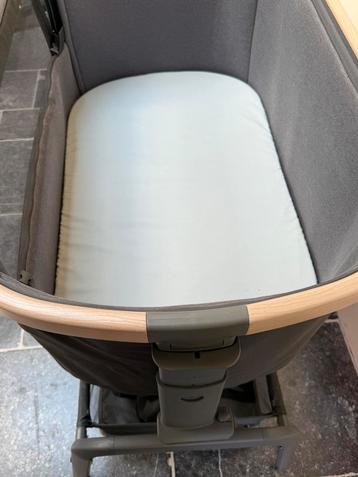 Co sleeper van het merk ‘maxi cosi’ beschikbaar voor biedingen