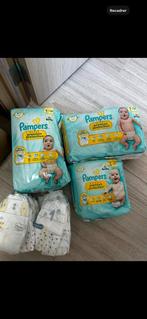 Couches pampers taille 1 et 2, Enlèvement, Comme neuf