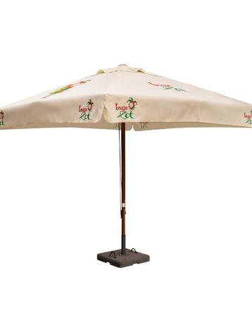 Grote parasol (3m op 3m) beschikbaar voor biedingen
