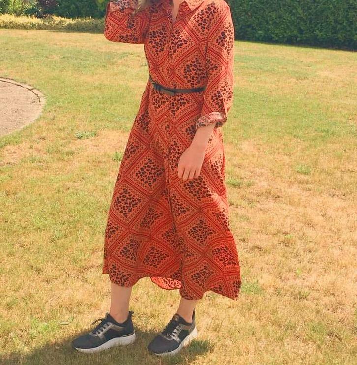 Kleedje, Kleding | Dames, Jurken, Zo goed als nieuw, Maat 36 (S), Oranje, Onder de knie, Ophalen of Verzenden