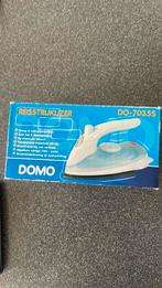 Domo DO7035S reisstrijkijzer met stoom, Ophalen, Zo goed als nieuw