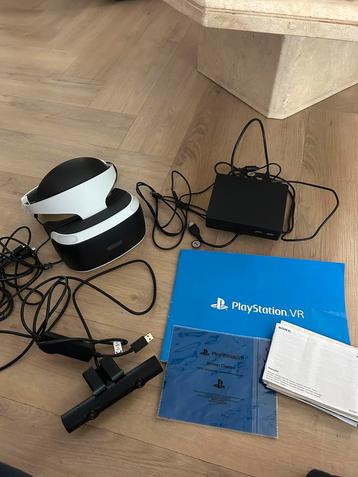 PlayStation VR Headset + Camera + Processor Unit beschikbaar voor biedingen