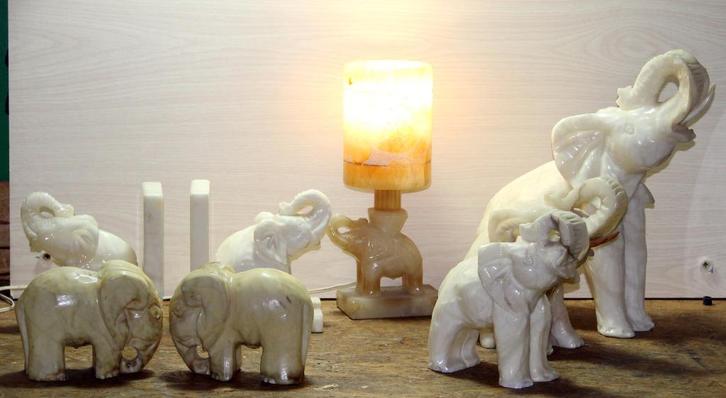 Lotje van 8 olifanten., Huis en Inrichting, Woonaccessoires | Overige, Gebruikt, Ophalen