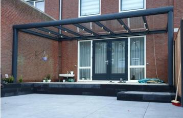Overkapping veranda carport tuinkamer beschikbaar voor biedingen