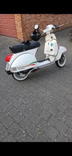Vespa px 125cc  150 year editie  slecht 7000km!, Fietsen en Brommers, Snorfietsen en Snorscooters, Ophalen, Vespa