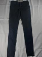 Jean taille haute noir de la marque Primark, Vêtements | Femmes, Jeans, W28 - W29 (confection 36), Enlèvement ou Envoi, Primark