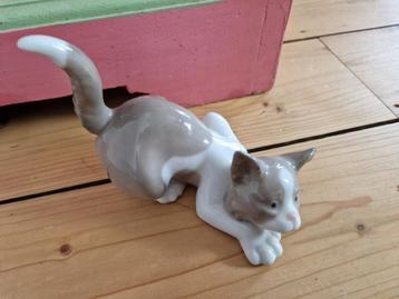 Porseleinen kat Lladró beschikbaar voor biedingen