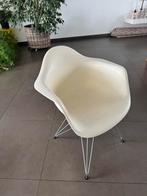 vitra dar kuipstoel wit/chroom frame, Huis en Inrichting, Ophalen, Kunststof, Gebruikt, Wit