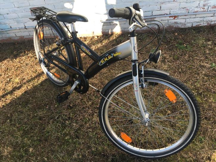 BNB fiets 24 inch-6 versnelling (nieuwprijs 399€), Fietsen en Brommers, Fietsen | Jongens, Zo goed als nieuw, 24 inch, Ophalen