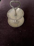 Koperen schaaltjes, Enlèvement, Cuivre