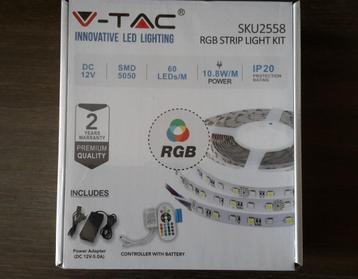 LED-strip op rol 5 meter + afstandsbediening ( NIEUW ), Enlèvement ou Envoi, Neuf