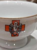Bavaria- rode kruis-pelikaan, Comme neuf, Assiette ou Plat, Enlèvement ou Envoi, Porcelaine