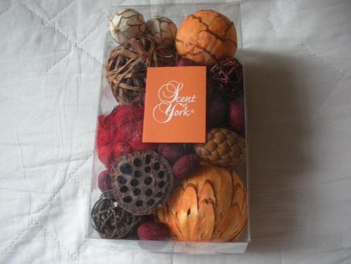 Ensemble de boules de décoration., Huis en Inrichting, Woonaccessoires | Overige, Nieuw, Ophalen