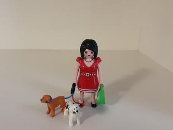 PLaymobil vrouw en honden - compleet beschikbaar voor biedingen