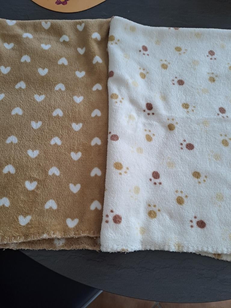 2 warme dekentjes, Ophalen of Verzenden, Zo goed als nieuw, 100 cm of meer, Deken