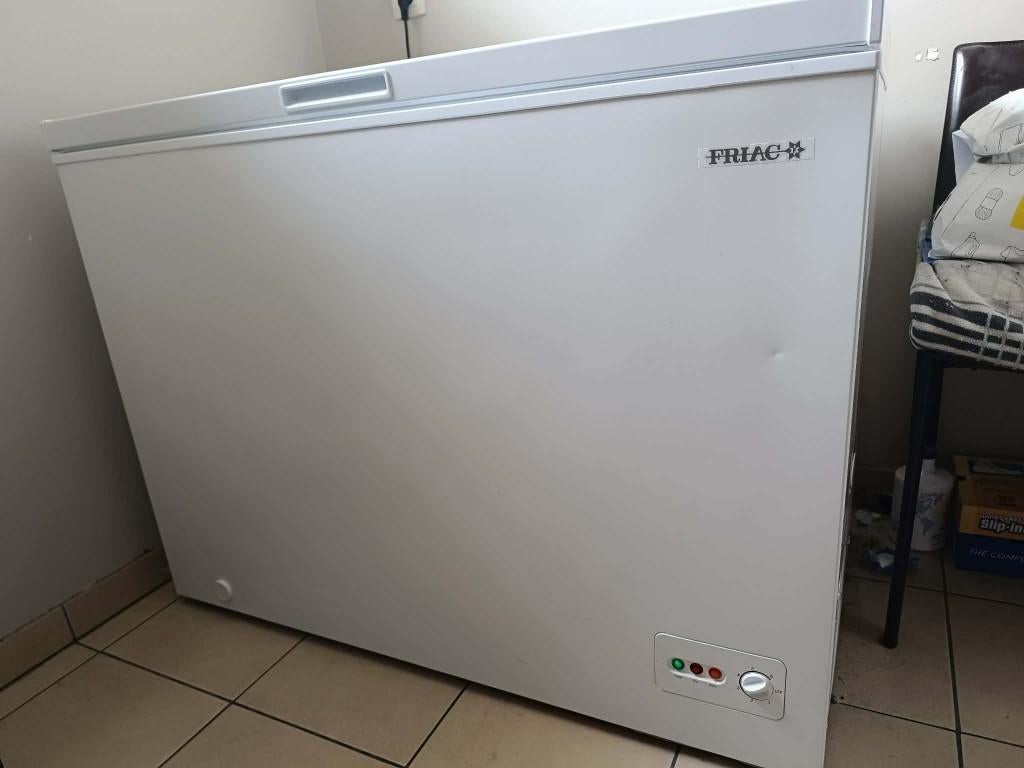 FRIAC diepvrieskoffer 300 liter, Vrieskist, Gebruikt, Vrijstaand, 90 cm of meer