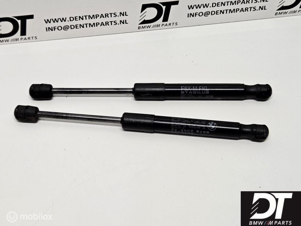 2x Gasveer motorkap BMW M3 F80 M4 F82 51238059044, Auto-onderdelen, Klein materiaal, BMW, Gebruikt, Ophalen of Verzenden