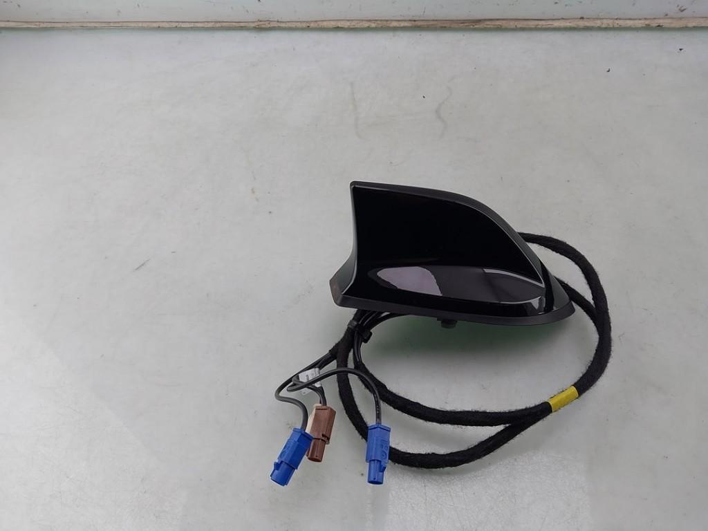 ANTENNE Renault Arkana (RJLL) (01-2020/-) (|282162474R|), Gebruikt, Renault, Peter-Huppertz-Straße 5
51063  Köln, DE, Dialog.deutschland@renault.de