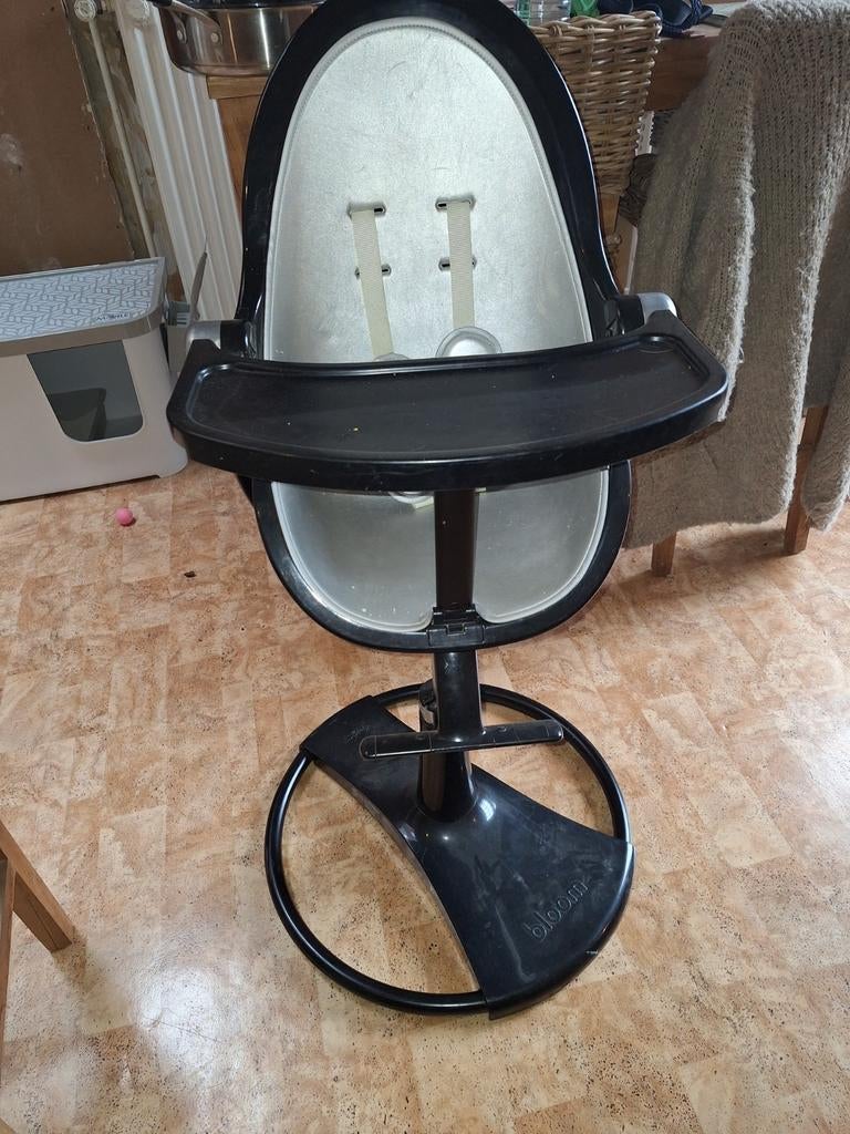 Bloom chaise enfants, Enfants & Bébés, Chaises pour enfants, Enlèvement