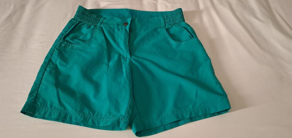 Short, Vêtements | Femmes, Taille 38/40 (M), Enlèvement ou Envoi, Comme neuf, Vert