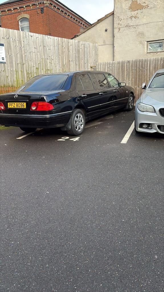 Mercedes E240 limousine, Auto's, Mercedes-Benz, Particulier, Ophalen