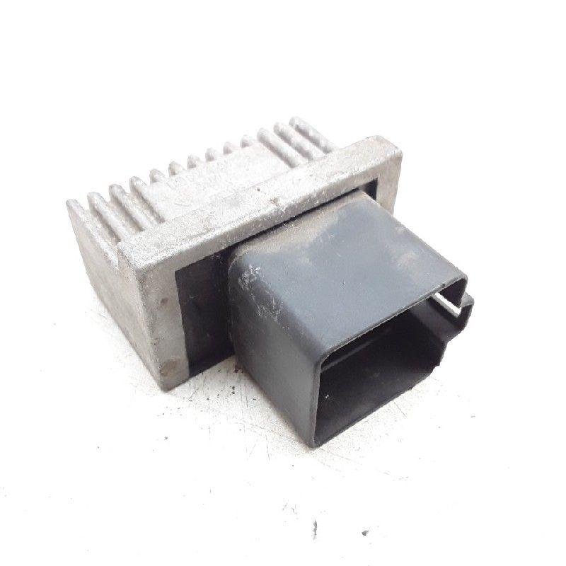 RELAIS BOUGIE PRECHAUFFAGE Space Star (DG) (|7700115078|), Utilisé, Mitsubishi